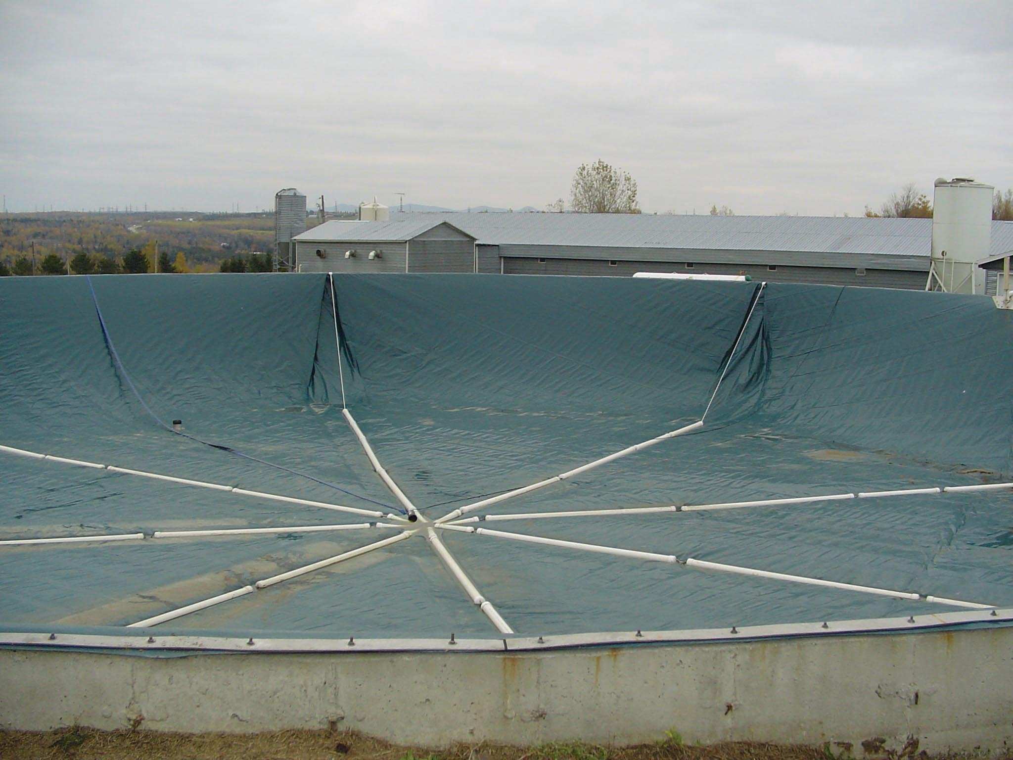 Toiture flexible flottante